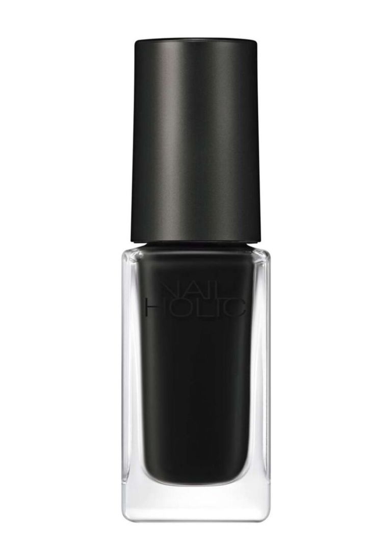 ネイルホリック モードカラー BK010 ¥330（編集部調べ）／コーセーコスメニエンス