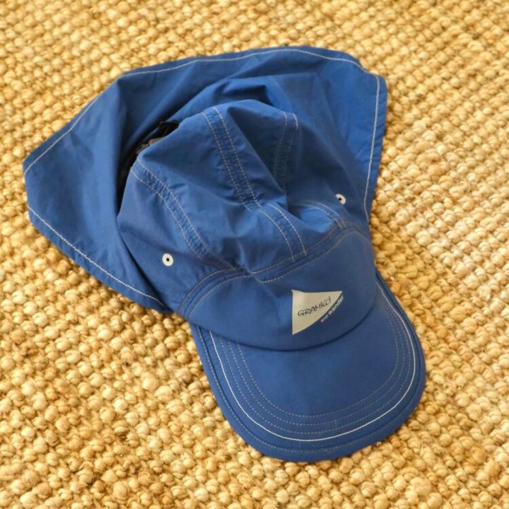 〈and wander〉×〈Gramicci〉のサンシェードキャップ