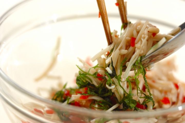 エノキと大葉の小梅和えの作り方2