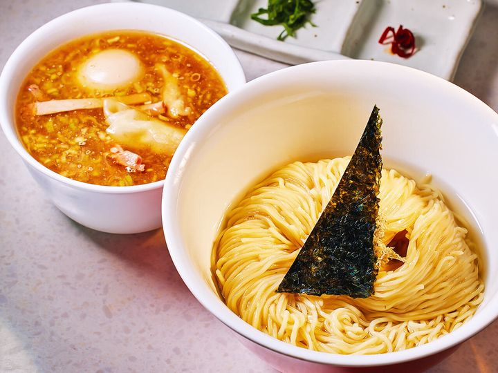 反町『ラーメン星印』の「特製昆布水醤油つけ麺」