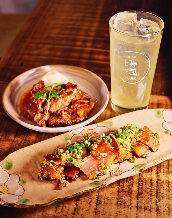 白楽『HOURS』の「あわ～ず酎」、「大分りゅうきゅう」、「ニクジャガ」