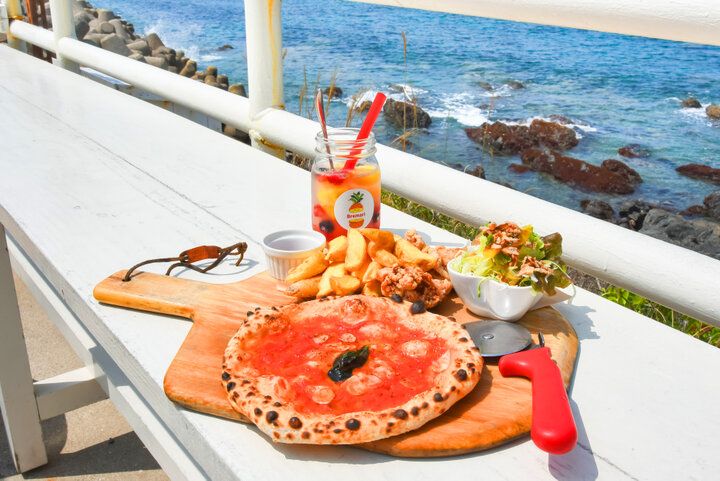 軍艦島の絶景ビューと石窯焼きピッツァが評判♪ 長崎半島ドライブで立ち寄りたいピッツェリア「Bremari（ブレマリー）」
