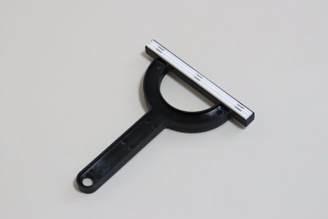 セリアの毛玉とりブラシ2