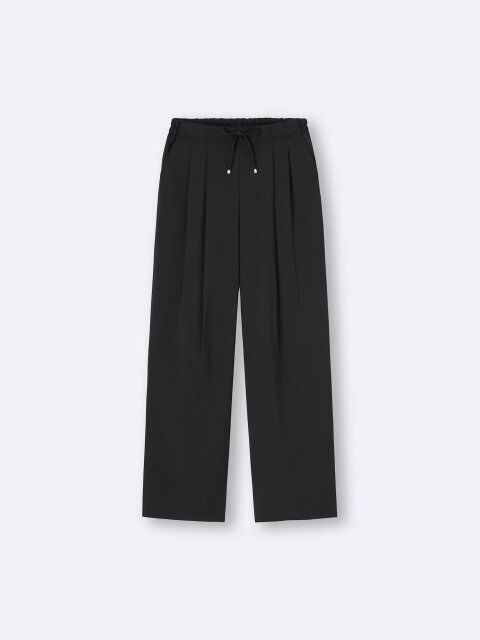 GUのドレープワイドパンツ