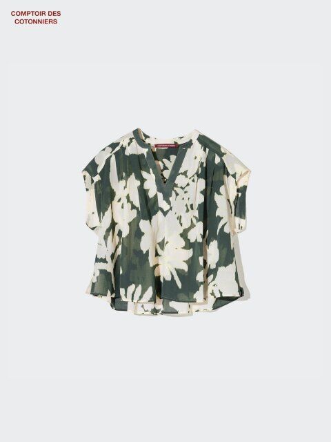 ユニクロのコットンレーヨンプリントブラウス