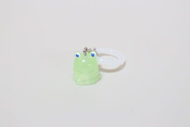セリアの立体傘チャーム 花・カエル6