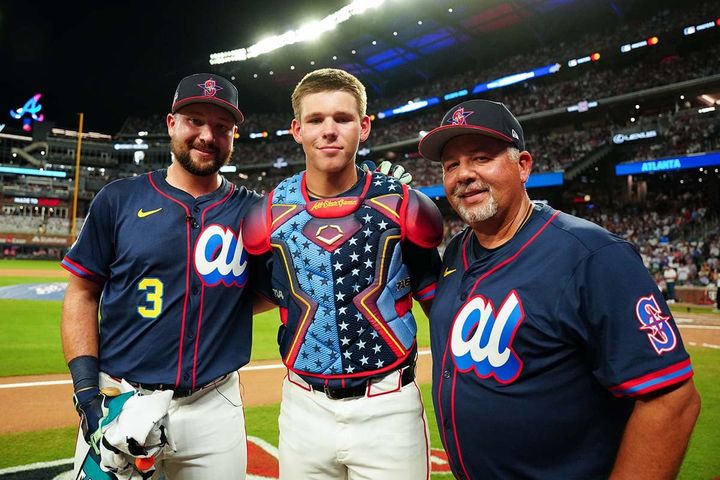 マリナーズのカル・ローリー（左）（C）Getty Images