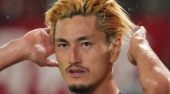 日本代表に呼ばれない29歳悪童FW、実は超繊細！？「水は常温しか飲まない」「肉も超焼く」とバラされる