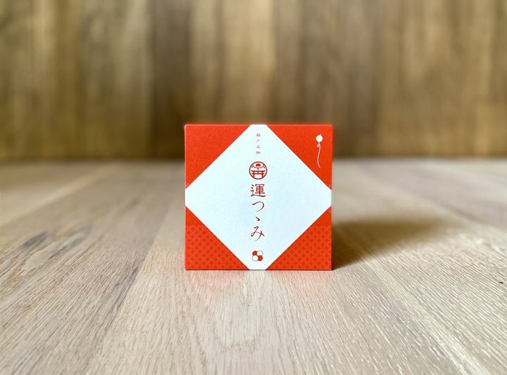 断崖絶壁の美しい神社のお土産！日南市の金柑香る、黄金餡の可愛い最中【旅するデザイナーがおすすめするお土産たち！】