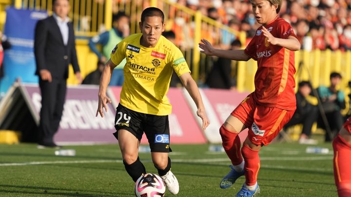 主力大量流出のJ1チーム、26歳ドリブラーを期限付き移籍で獲得！2人目の緊急補強「自分の力を全部出して…」
