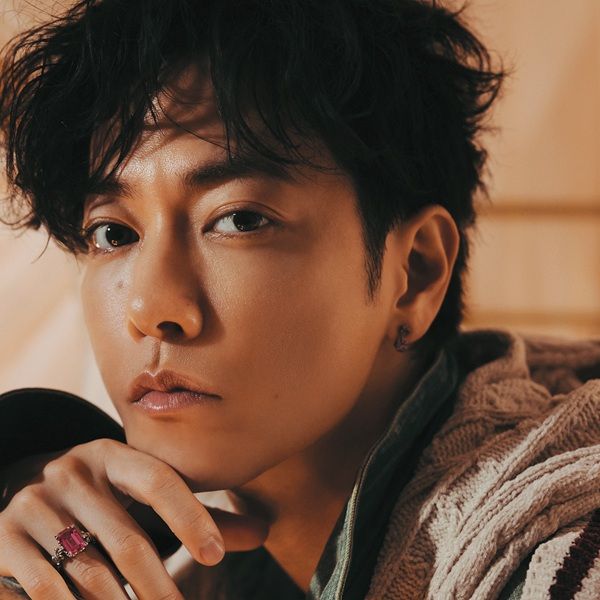 主演ドラマ『天皇の料理番』をはじめ、ドラマ『恋はつづくよどこまでも』、W主演を務めた映画『はたらく細胞』ほか代表作多数の佐藤 健さん。