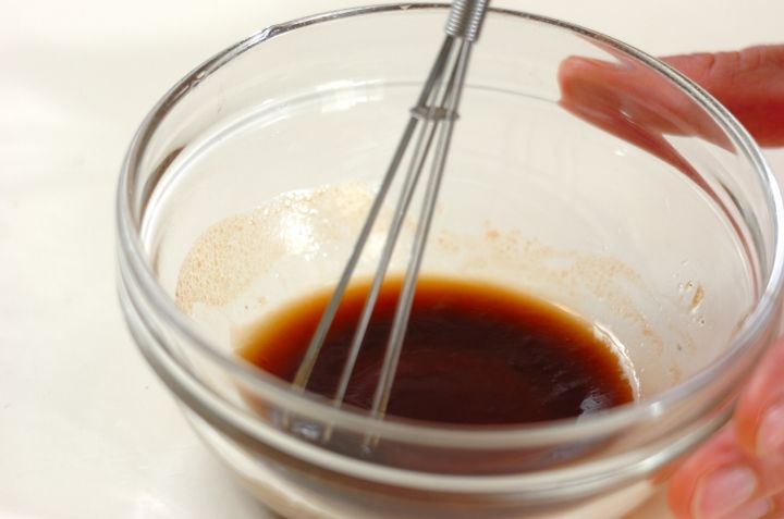 しめサバとオレンジのサラダの作り方1