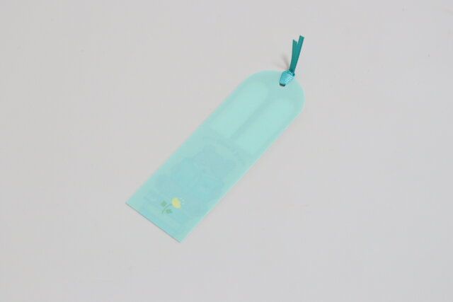 セリア ブックマーク 付箋 30P 本とどうぶつ しおり デザイン