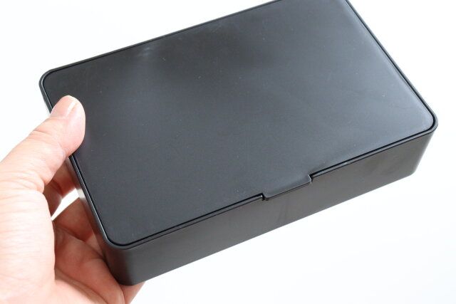 ダイソー 収納ケース付ミラー サイズ感