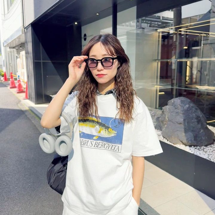 【SNAP】サングラスは使いやすさ重視で、透け感があるカラーレンズをチョイス！ てりおさん