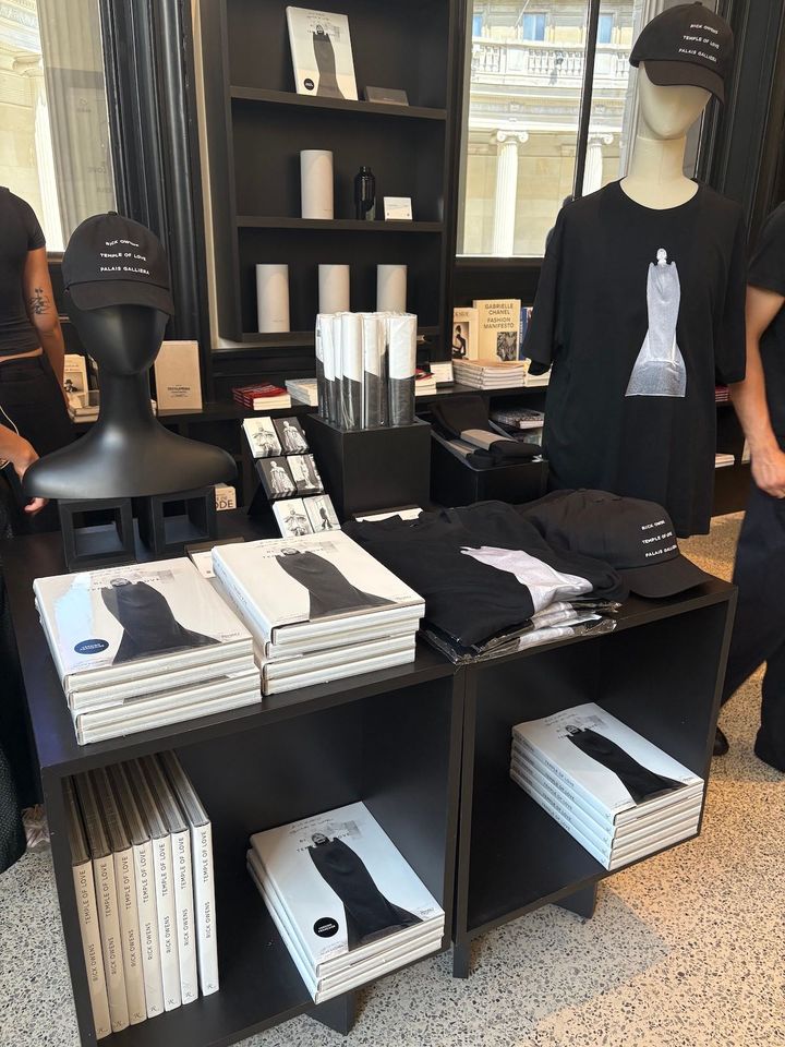 ブックショップ