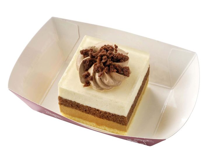 東京ディズニーシー“ダッフィー＆フレンズの「ウィッシング・ウィングス」”キャラメルと洋梨のムースケーキ、スーベニアプレート付き2