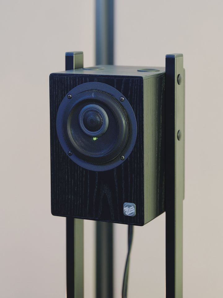 スピーカーメーカー〈musikelectronic geithain〉