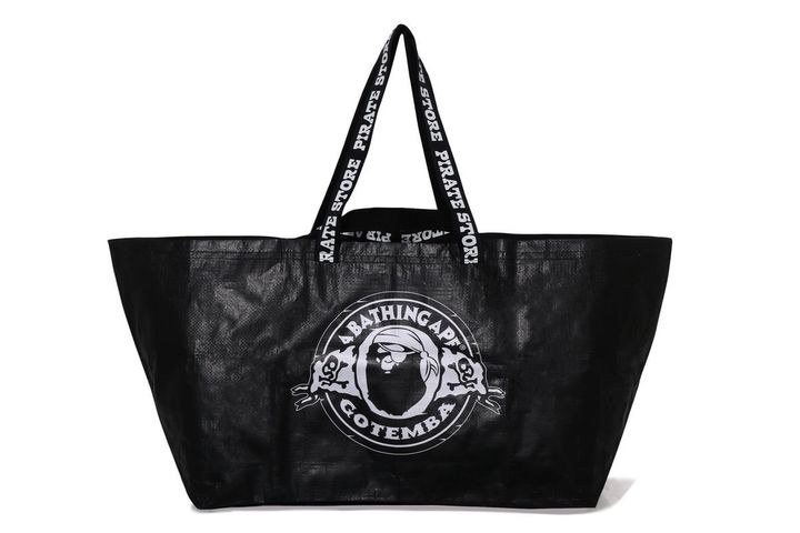 さらに、1会計につき¥15,000（税込）以上の購入者にはオリジナルトートバッグのノベルティも数量限定でプレゼントされる （なくなり次第終了）。