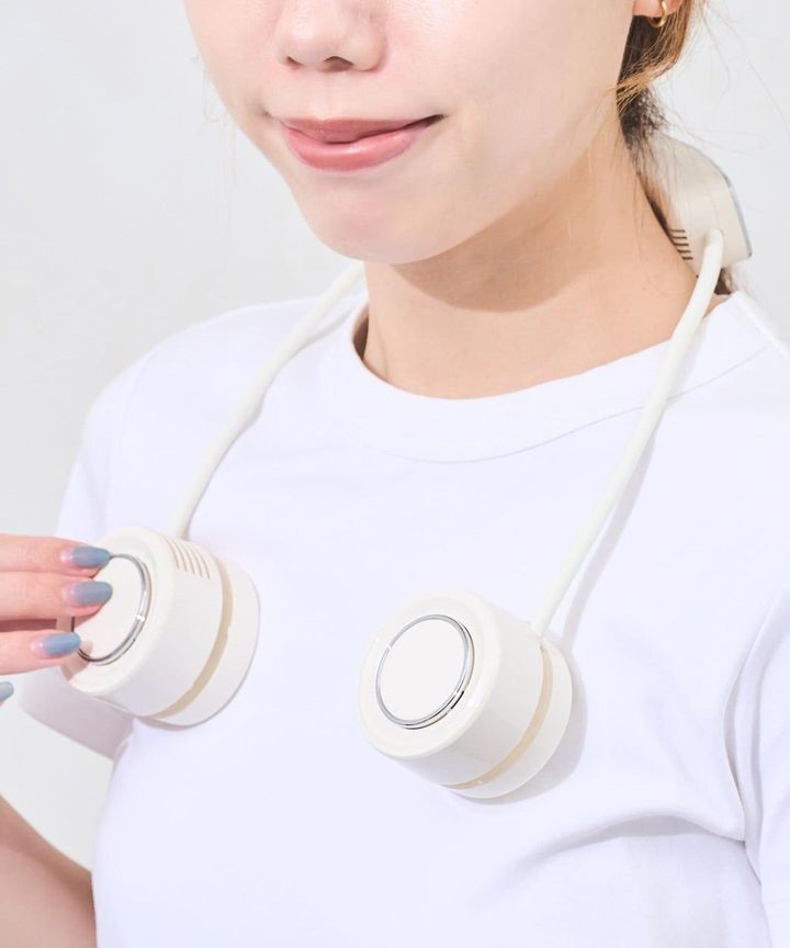 画像1: 出典：3COINS