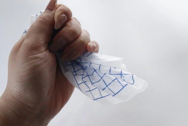 ダイソーの自立する水切りゴミ袋（ミニ、25枚）3