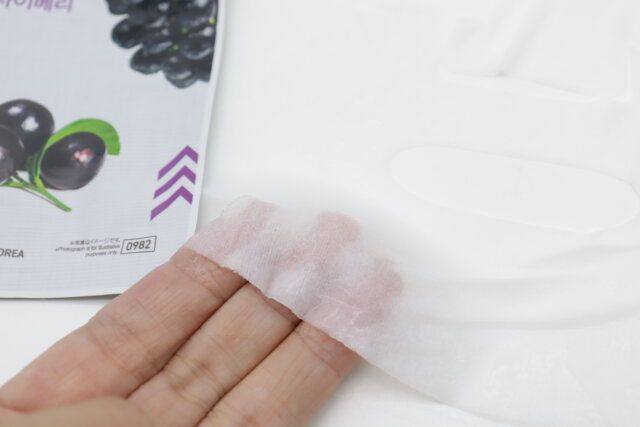 エッセンシャルシートマスク 質感