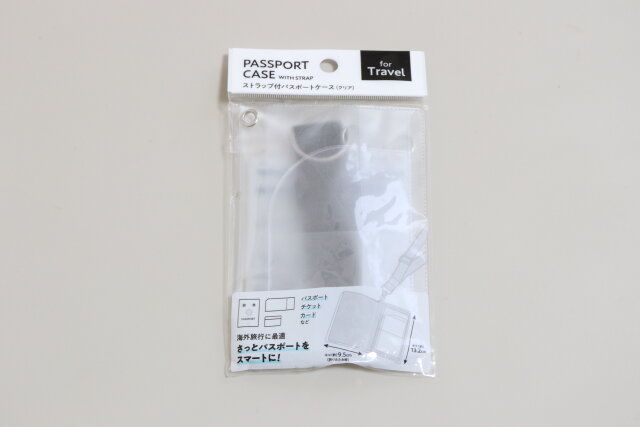ストラップ付パスポートケース（クリア） パッケージ