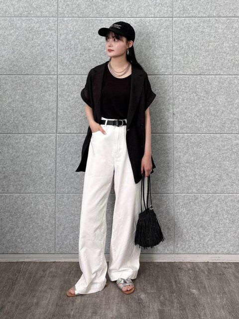 白デニムコーデ3