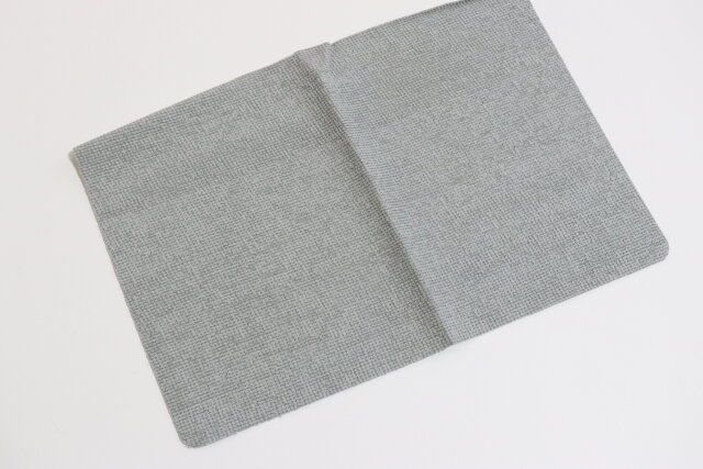 セリア 吸水しながら汚れを落とすPVAマイクロファイバークロス