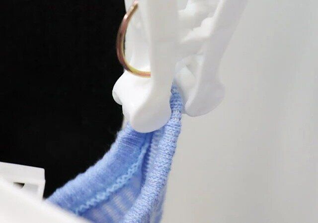 ダイソー 引っ張る取りやすいピンチハンガー（18ピンチ）