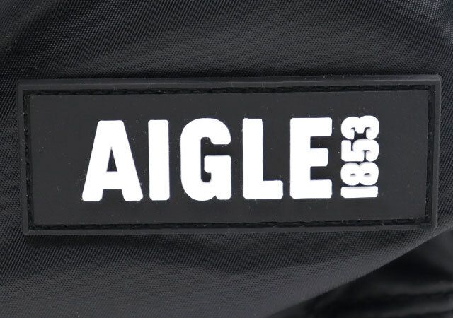 AIGLEビッグショルダーバッグラバーブランドタグ