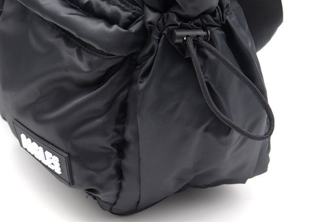 AIGLEビッグショルダーバッグタフタ調レイヤー生地