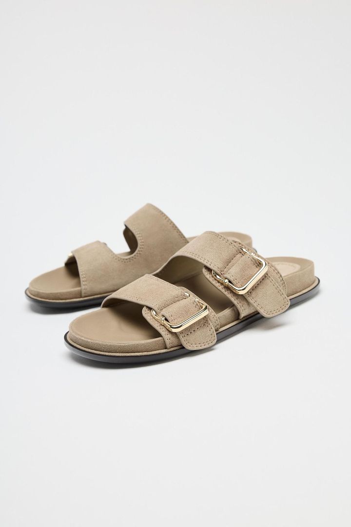 スペイン発送 ZARA スエードフラットサンダル 上品カジュアル スエードフラットサンダル - ブラック | ZARA Japan / 日本