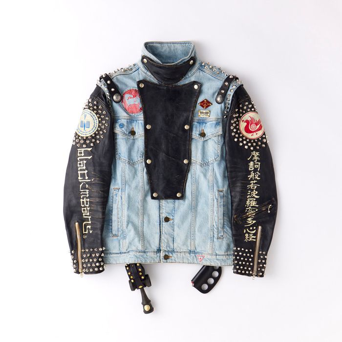 アジア本土初の旗艦店〈GUESS JEANS Tokyo〉が表参道にオープン！豪華14ブランドを迎えた期間限定ポップアップが開催中