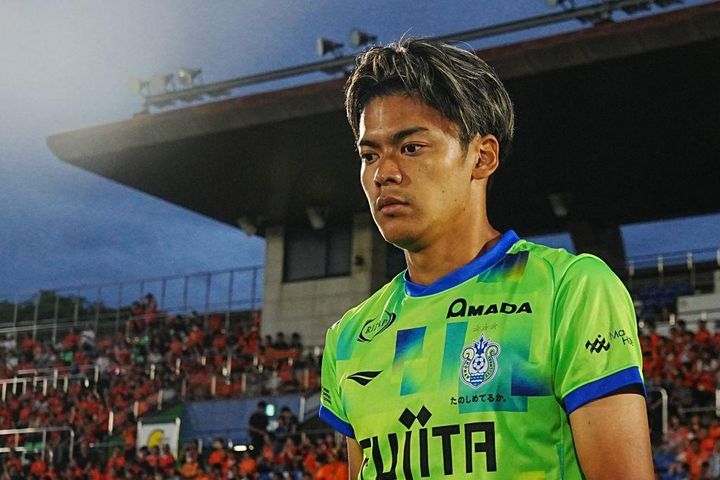 FW小田裕太郎が新境地開拓へ「デンべレに感化された」と猛烈プレスでJ1湘南ベルマーレ初得点を目指す