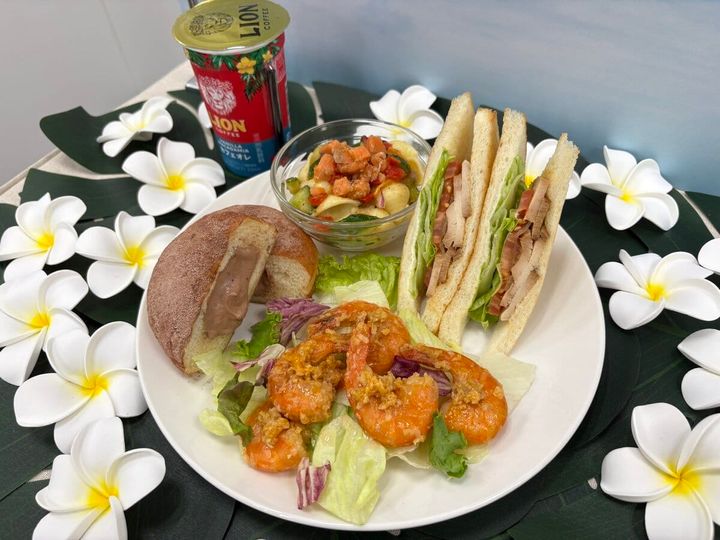 ファミマでうまアロハ～♪ おいしいハワイを食べつくせ！