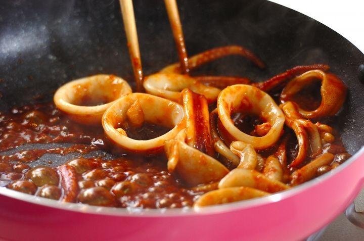 フライパンで海鮮ビビンバの作り方2