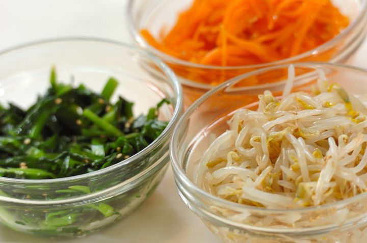 フライパンで海鮮ビビンバの作り方1