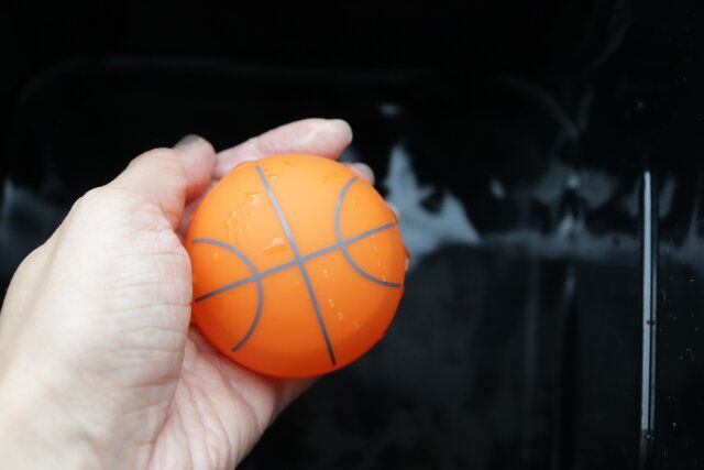 リユーザブル水風船（ボールセット） 水を入れる