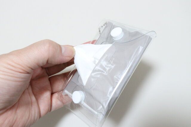 セリアのキッズ用ポケットティッシュケース3