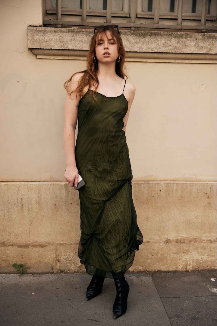 画像: すっきり軽やか！程よくセンシュアルなキャミワンピ