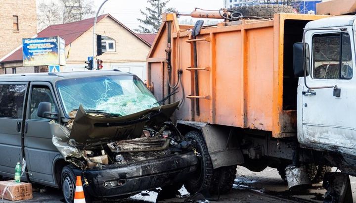 25歳サッカー選手が高速道路での衝突事故で即死…1年前に病気から現役復帰したばかりだった