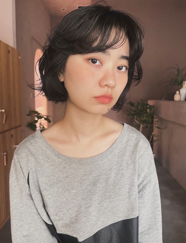 【2025最新】黒髪ボブで垢抜ける完全ガイド｜顔型別スタイル・オーダー方法・セット術を美容師が徹底解説