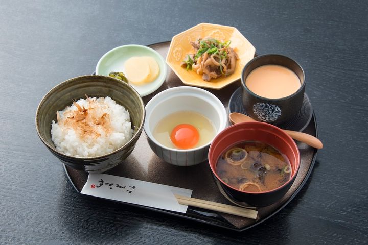 「夢王御膳」1600円（夢王1個付き、ご飯はおかわり自由）