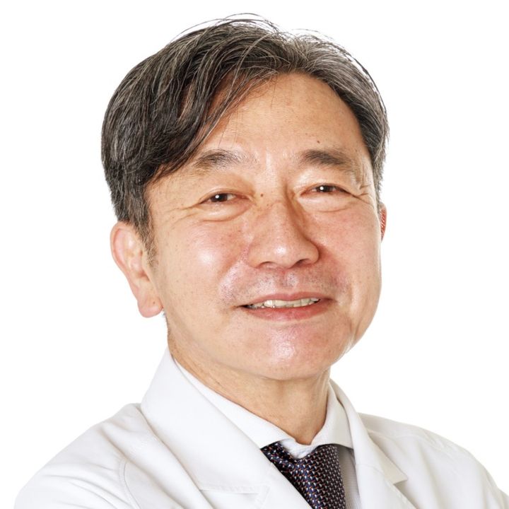 ドクタースパ・クリニック院長 鈴木芳郎先生