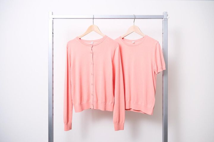 画像: 【ユニクロ】左から：UVカットクルーネックカーディガン¥2,990、UVカットクルーネックセーター半袖¥1,990 www.uniqlo.com