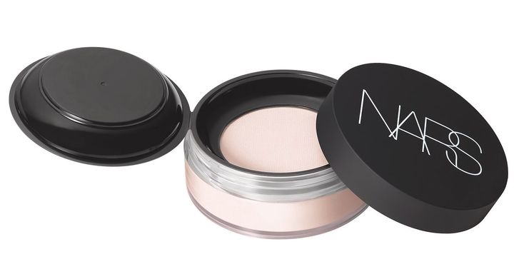 ライトリフレクティング プリズマティックパウダー ルース 04203 ￥6,380（8月8日より限定発売）