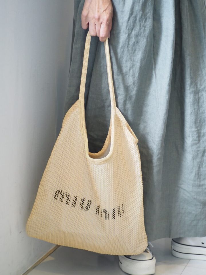 ミュウミュウのバッグ