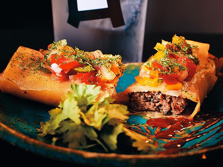 渋谷『嚔』の「ガパオ春巻き」