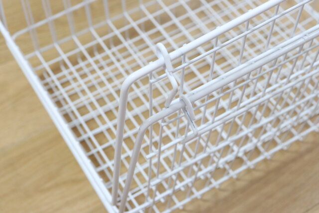 ダイソーのワイヤーバスケット（ホワイト、26.5cm×36cm×24cm）7